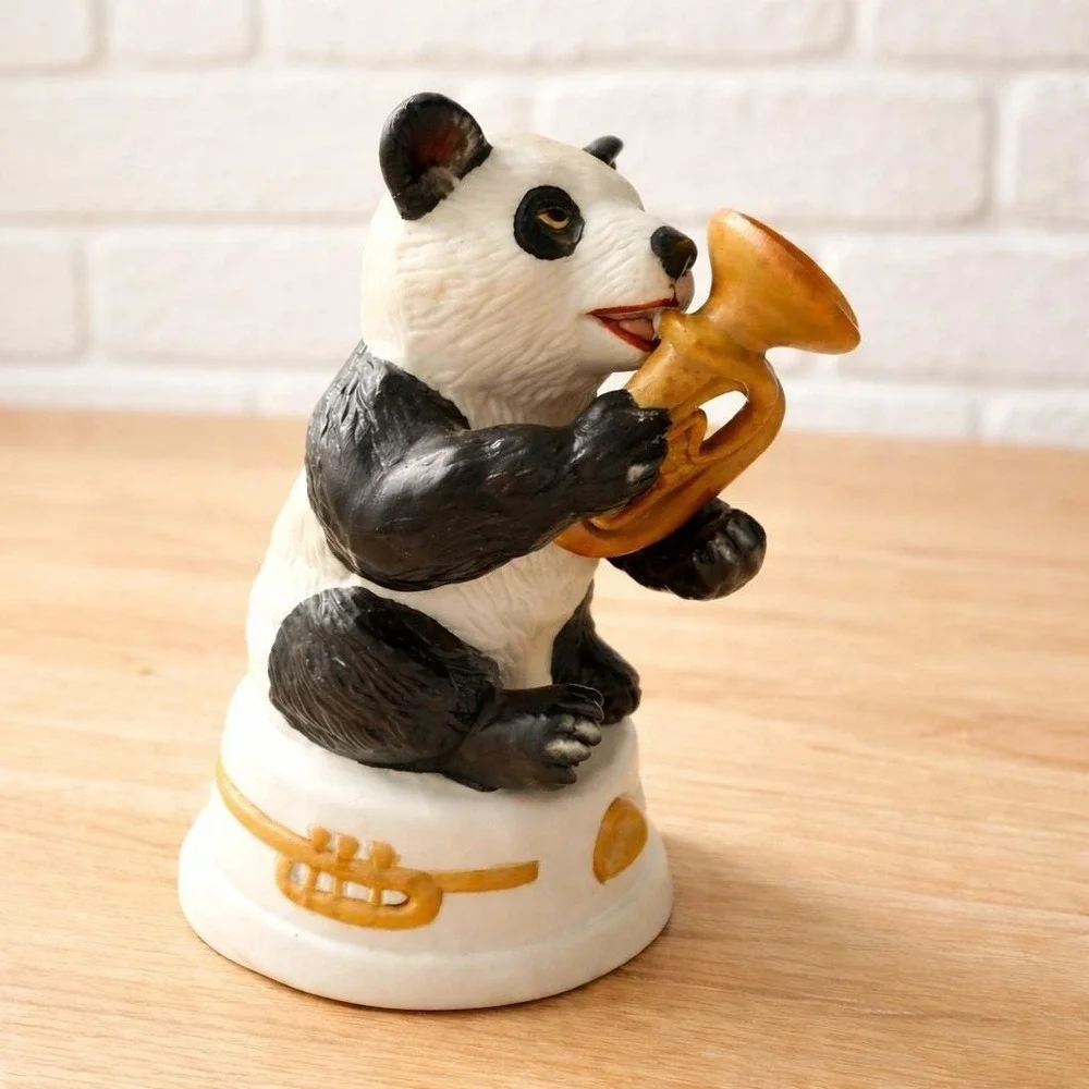 Vintage Panda Trumpet Wind-Up Musical Figurine Spins‎ Plays Melody 1980s Japan